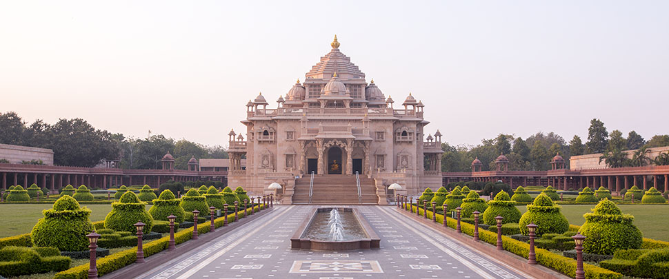 Top 50 Famous Temples in India - Akshar Dham Temple Gandhinagar