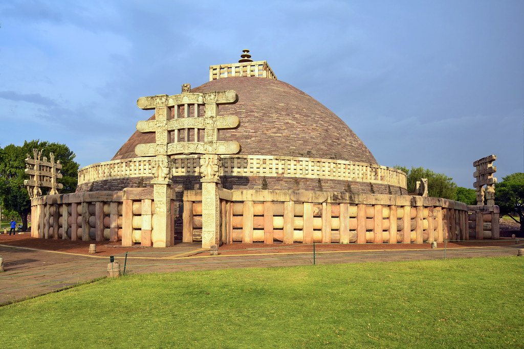 Top 50 Famous Temples in India - Sanchi Stupa