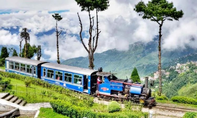 Darjeeling Top Rowdy Places in India